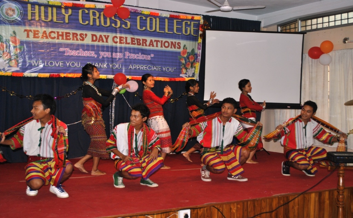 holy cross college